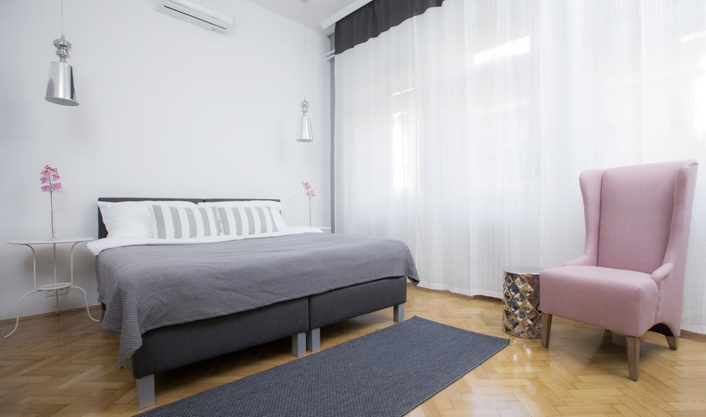Dom Apartman Сегед Екстериор снимка